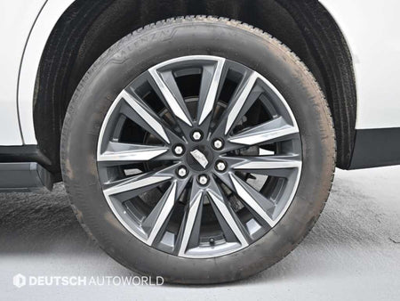 Cadillac Escalade — photo 05