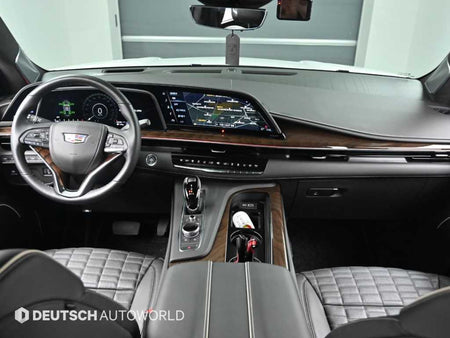Cadillac Escalade — photo 07