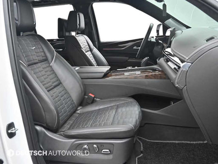 Cadillac Escalade — photo 10
