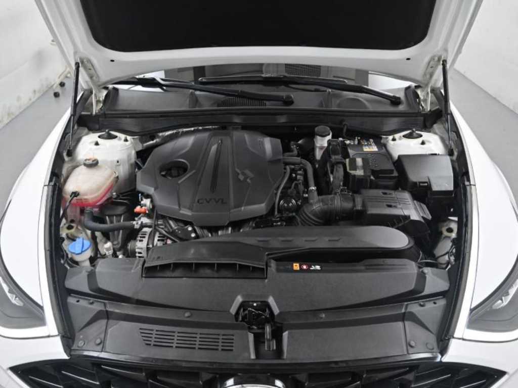 Hyundai Sonata — photo 06