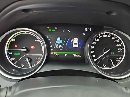 Toyota Camry — photo 06