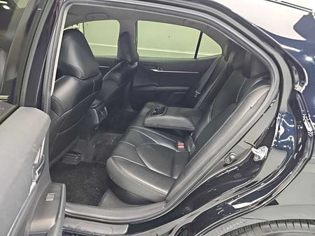 Toyota Camry — photo 12