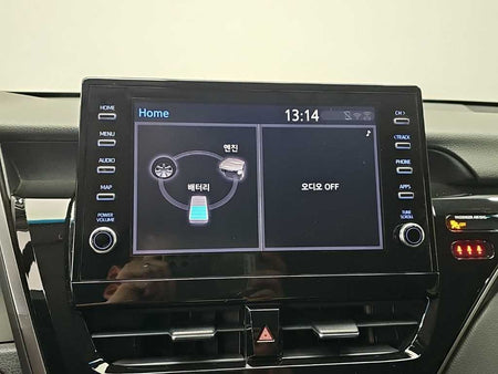 Toyota Camry — photo 13
