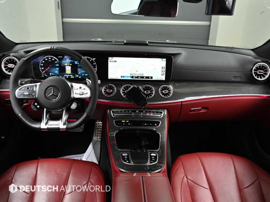 Mercedes-Benz CLS-Class — photo 07