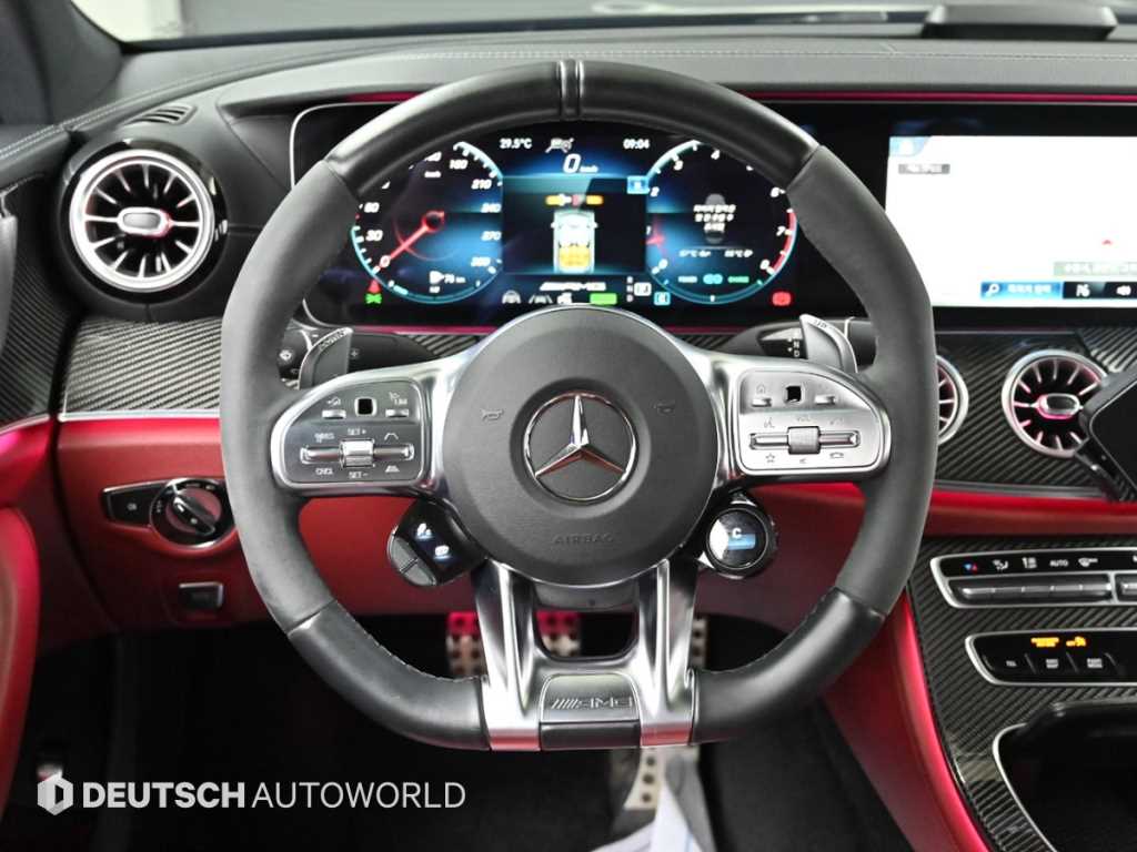 Mercedes-Benz CLS-Class — photo 13
