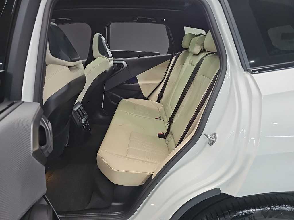 BMW X3 — photo 12
