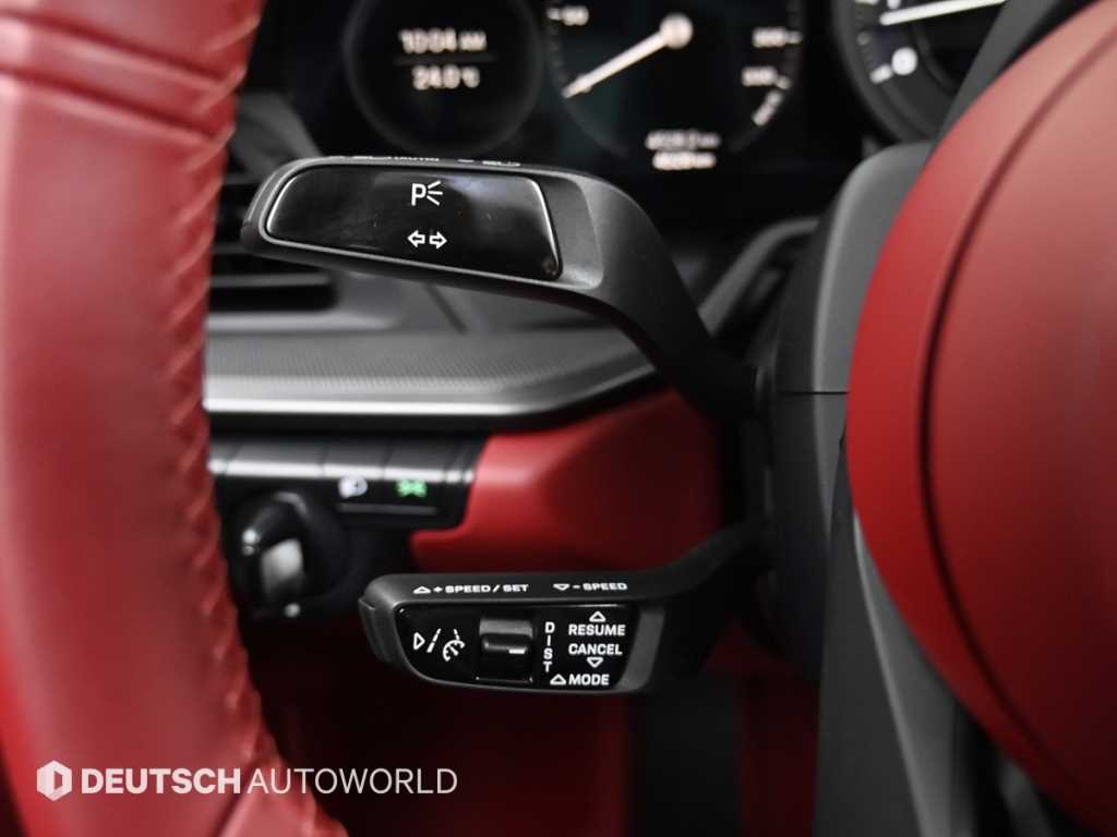 Porsche 911 — photo 06