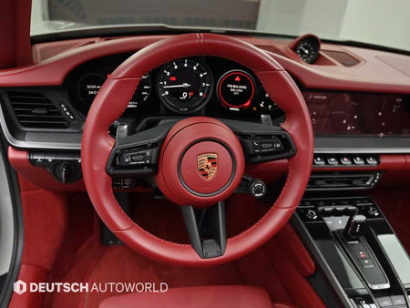 Porsche 911 — photo 13
