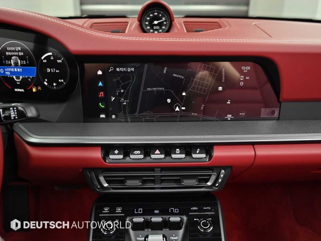 Porsche 911 — photo 14
