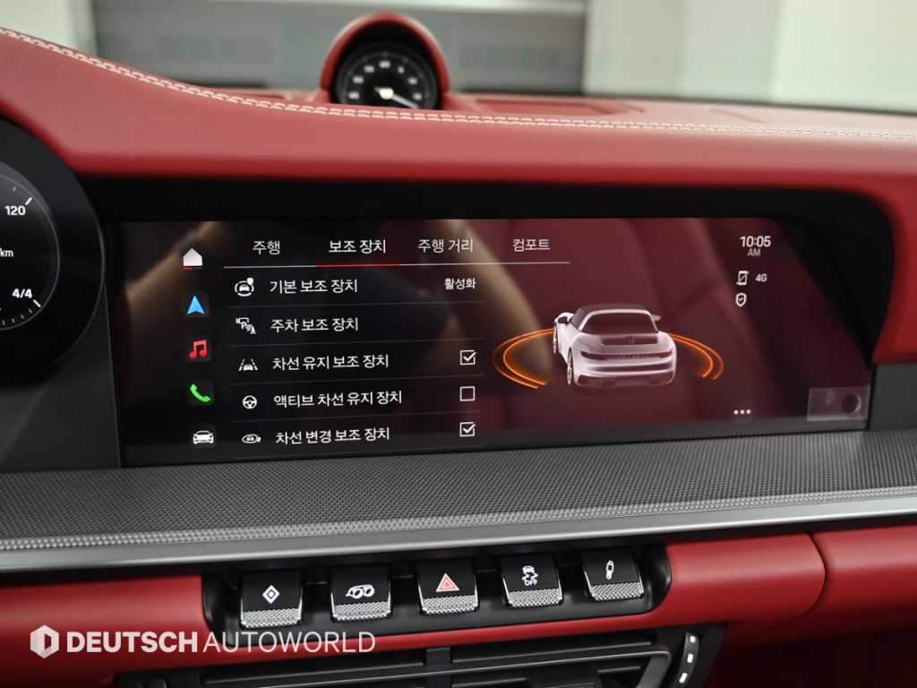 Porsche 911 — photo 17