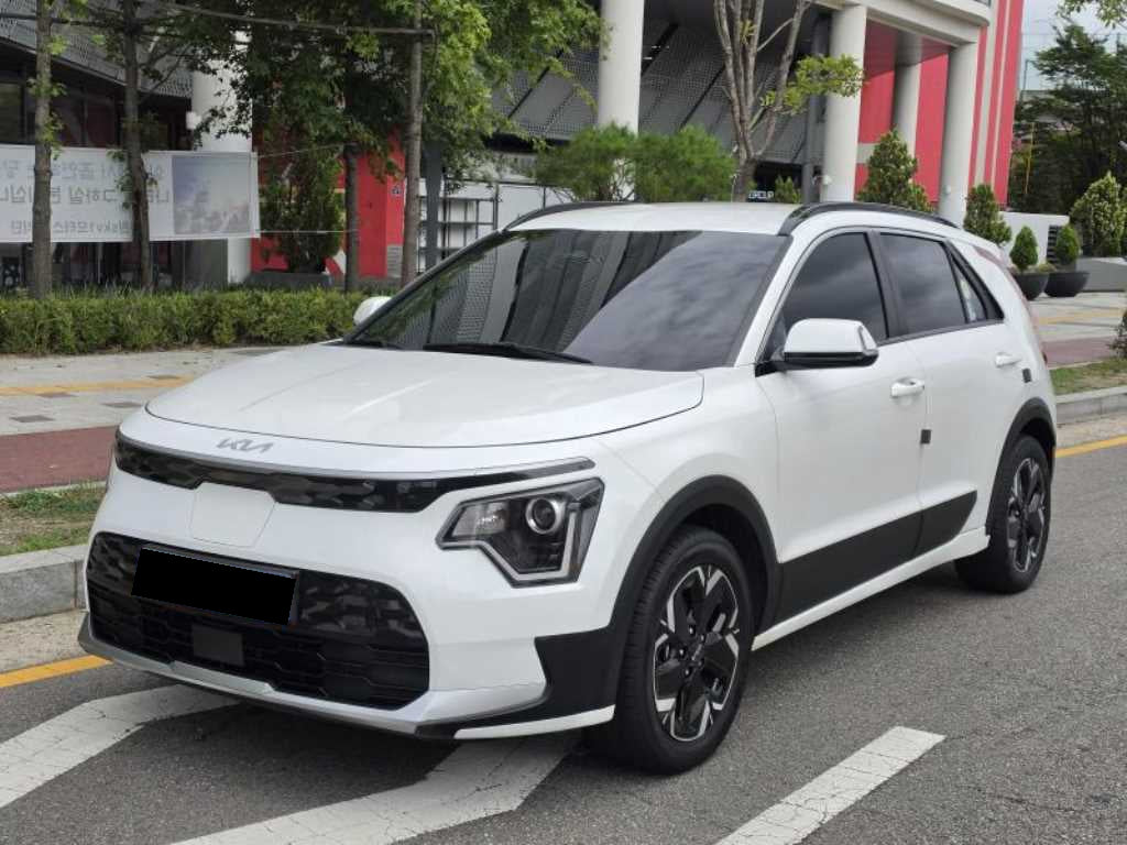 Kia Niro — photo 02