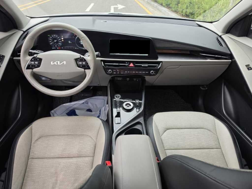Kia Niro — photo 10