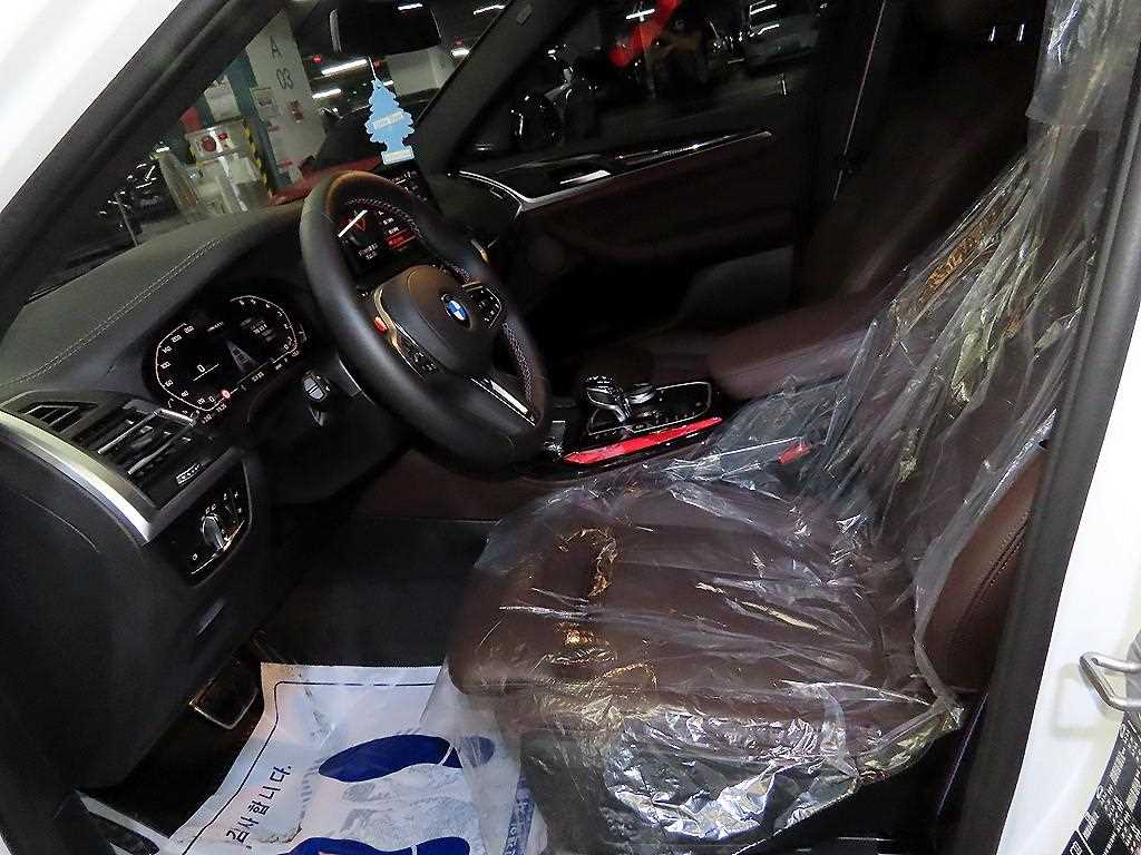 BMW X4 — photo 06