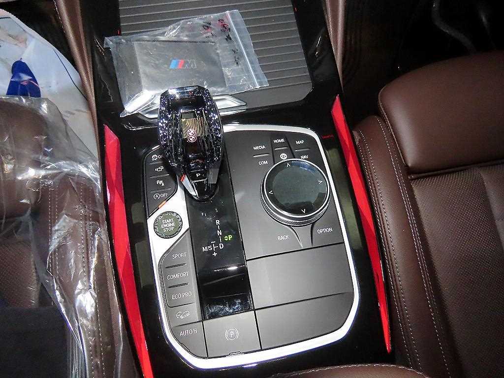 BMW X4 — photo 12