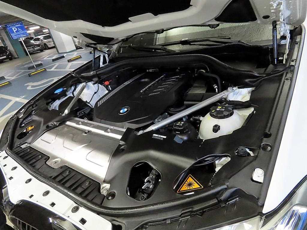 BMW X4 — photo 19