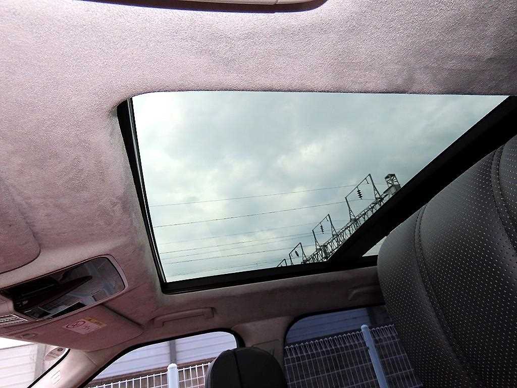 Land Rover Range Rover Sport — photo 16