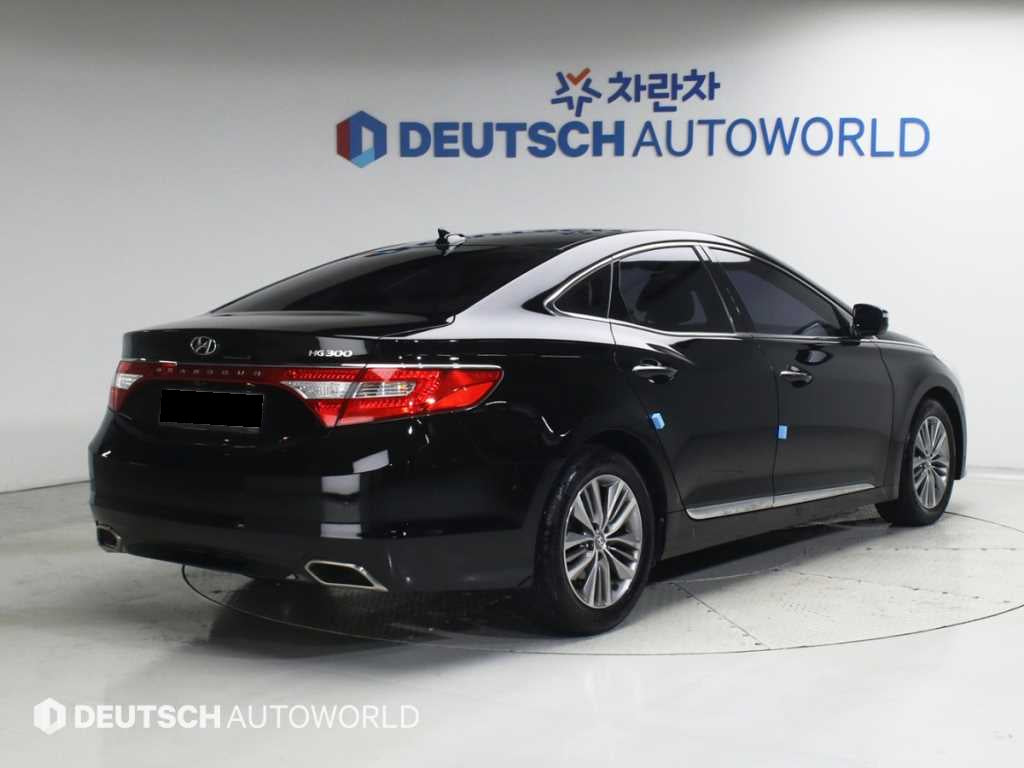 Hyundai Grandeur — photo 02