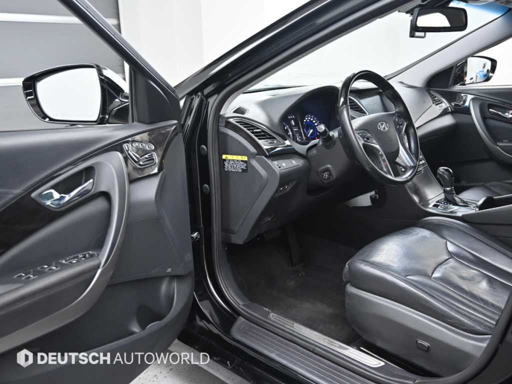 Hyundai Grandeur — photo 11