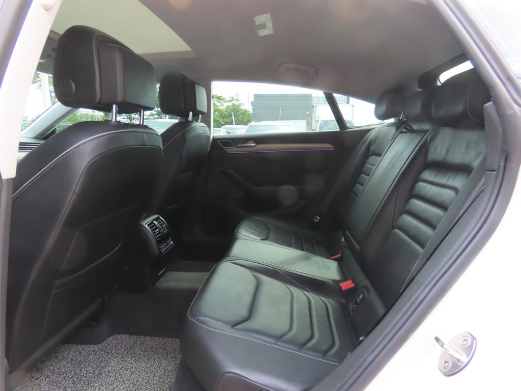 Volkswagen Arteon — photo 07