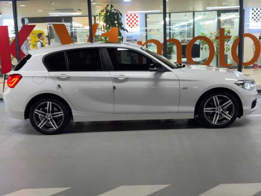 BMW 1-Series — photo 03