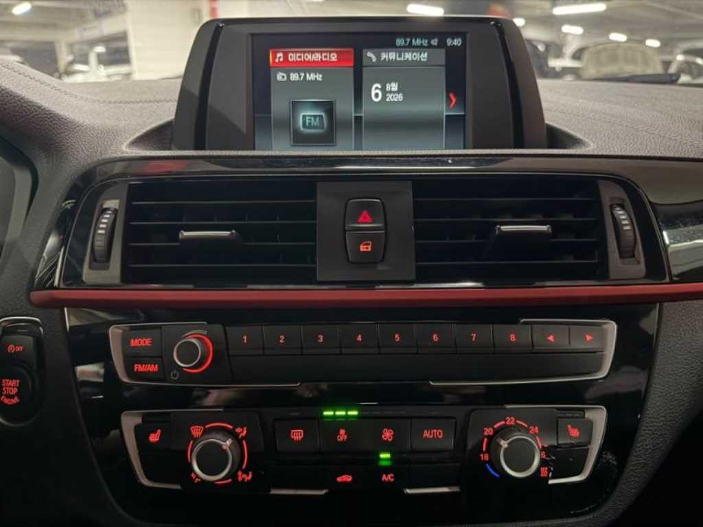 BMW 1-Series — photo 10