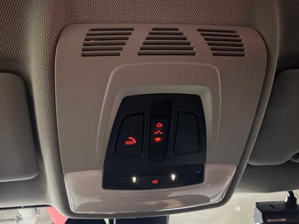 BMW 1-Series — photo 12