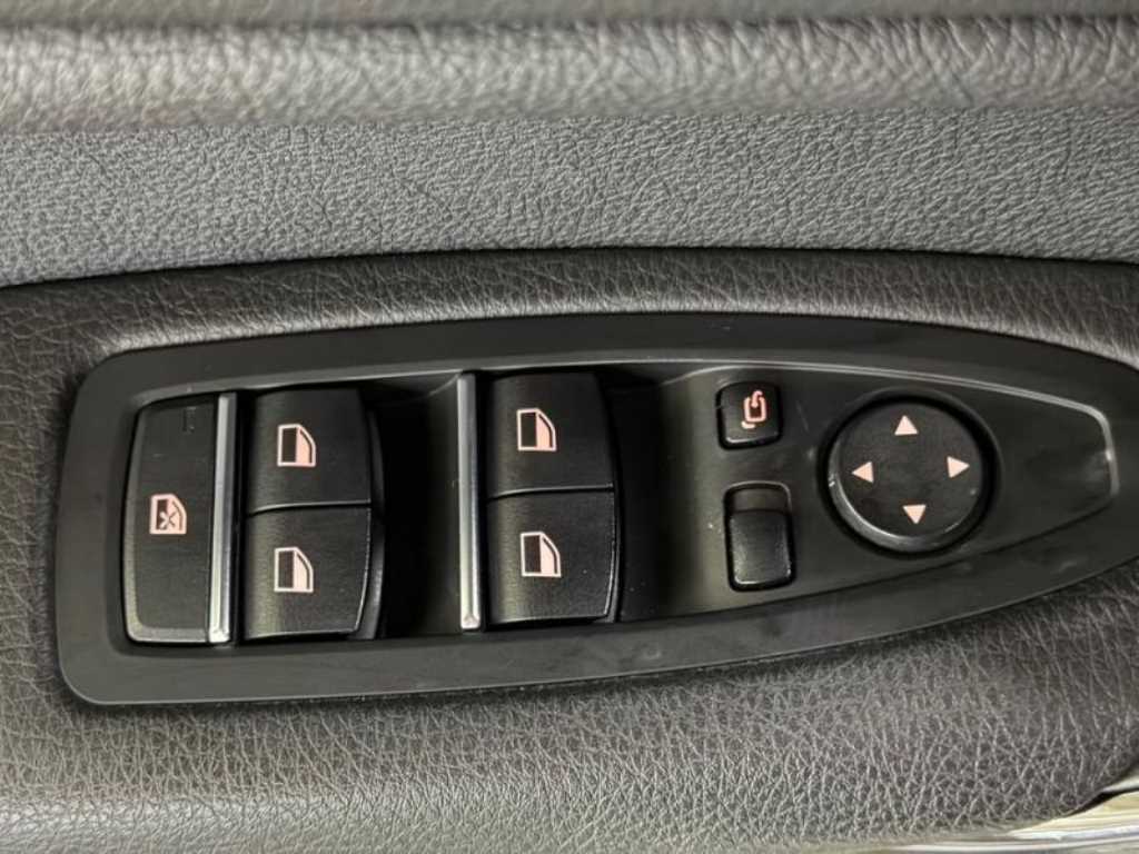 BMW 1-Series — photo 16