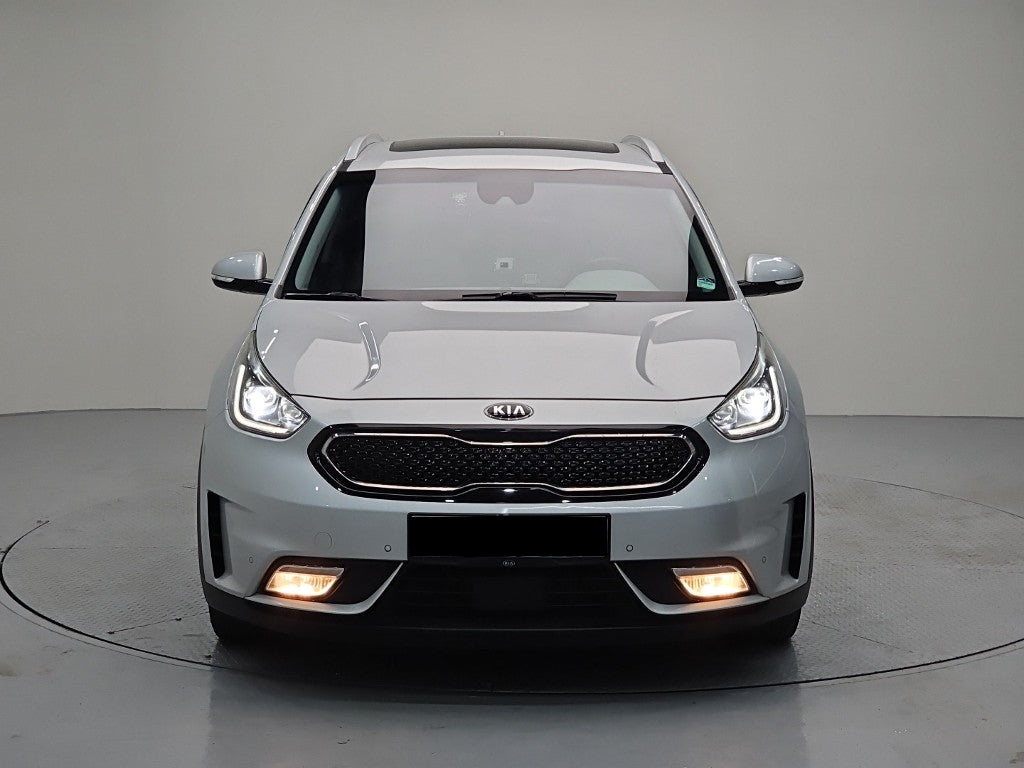 Kia Niro — photo 02
