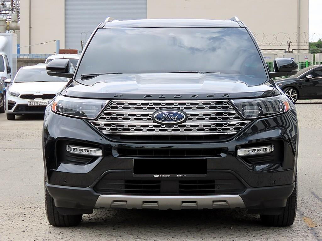 Ford Explorer — photo 01