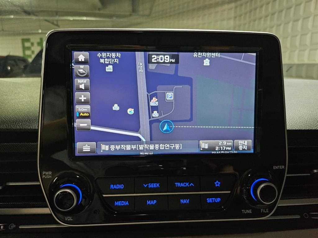 Hyundai Starex — photo 12