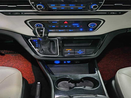 Hyundai Starex — photo 15