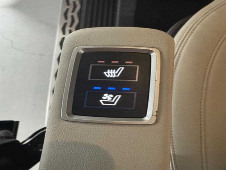 Hyundai Starex — photo 19