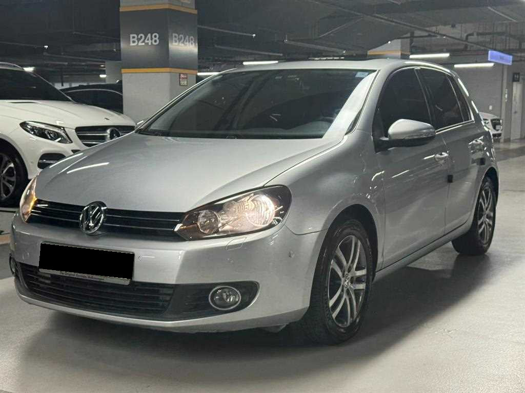 Volkswagen Golf — photo 01