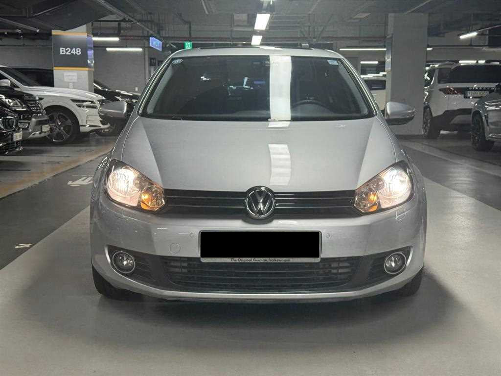 Volkswagen Golf — photo 02