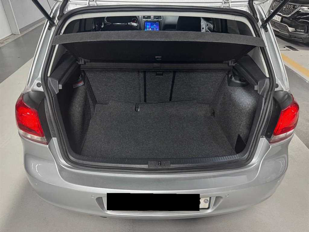 Volkswagen Golf — photo 06