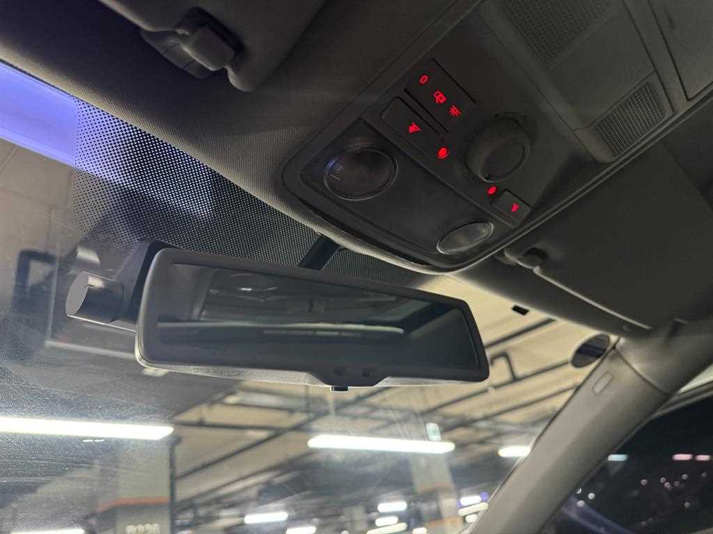 Volkswagen Golf — photo 17