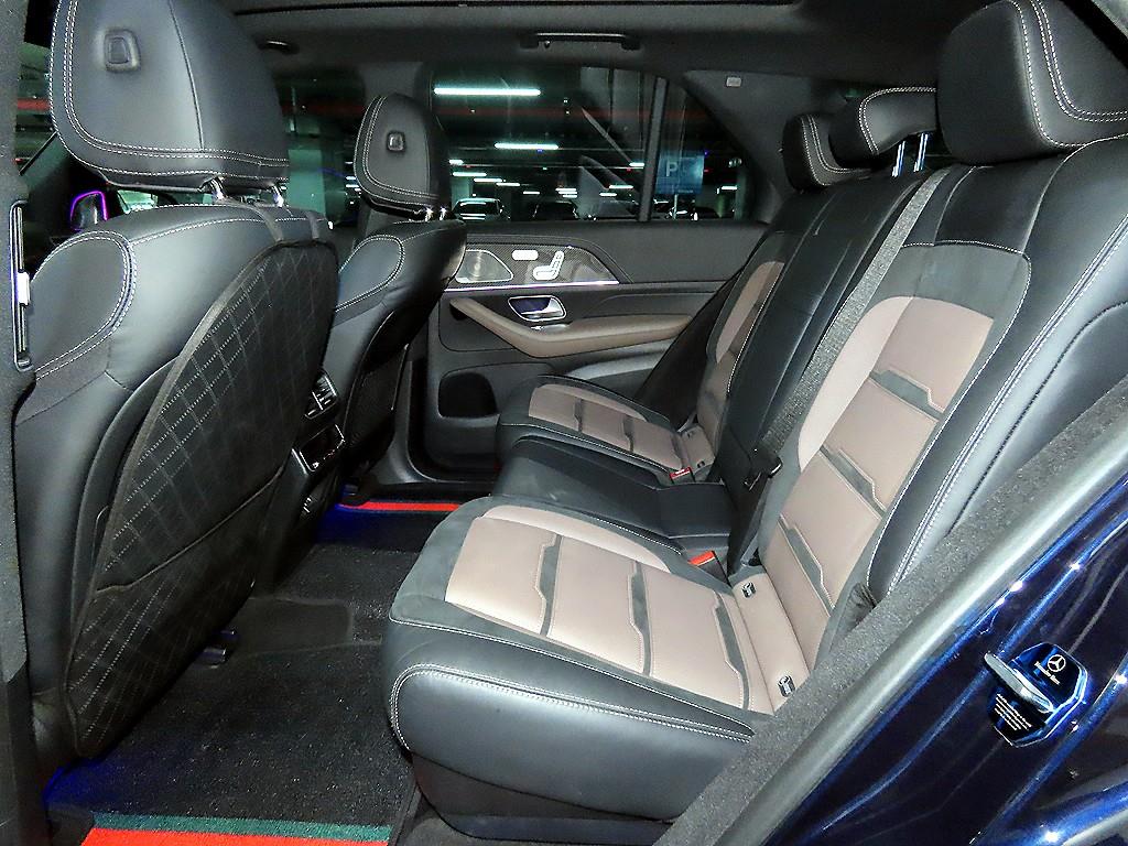 Mercedes-Benz GLE-Class — photo 07