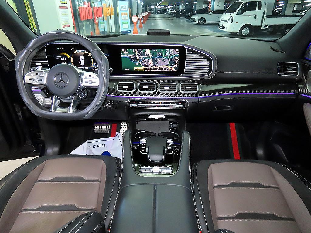 Mercedes-Benz GLE-Class — photo 10