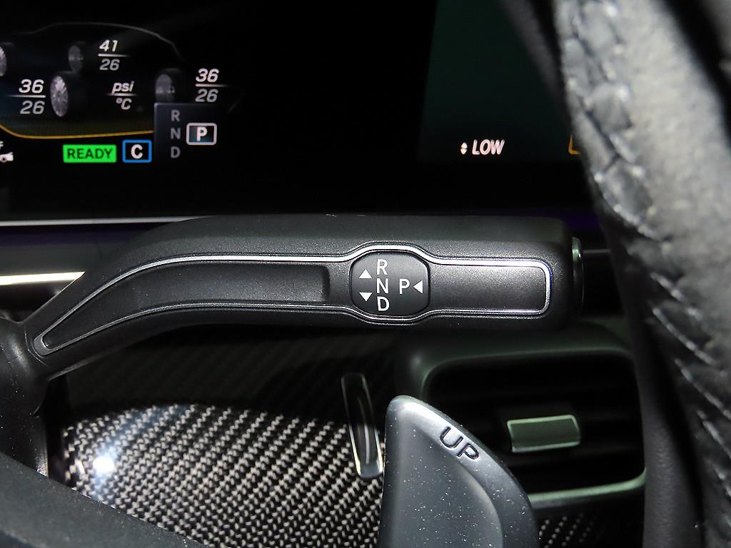 Mercedes-Benz GLE-Class — photo 13