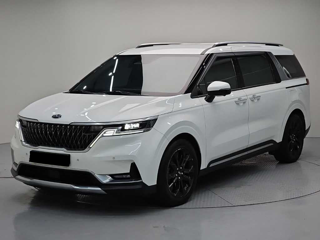 Kia Carnival — photo 01
