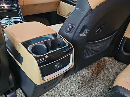 Kia Carnival — photo 13