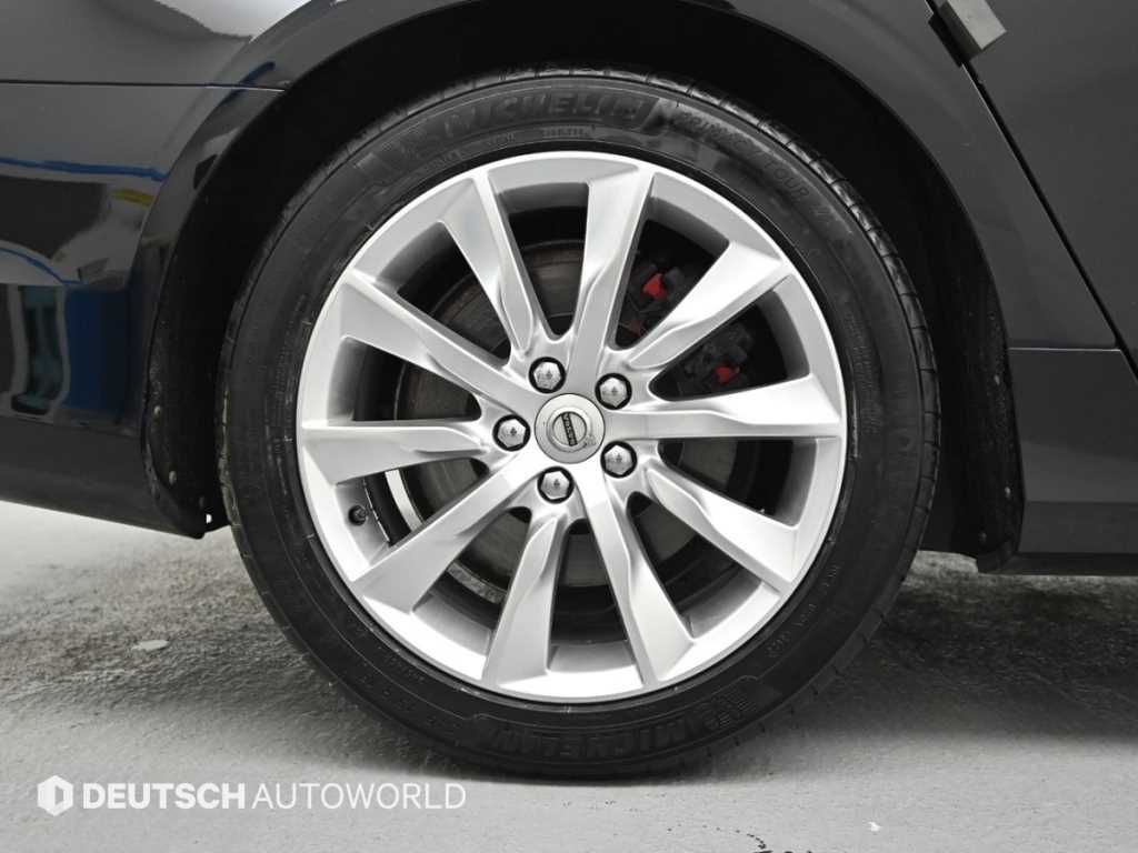 Volvo S90 — photo 05