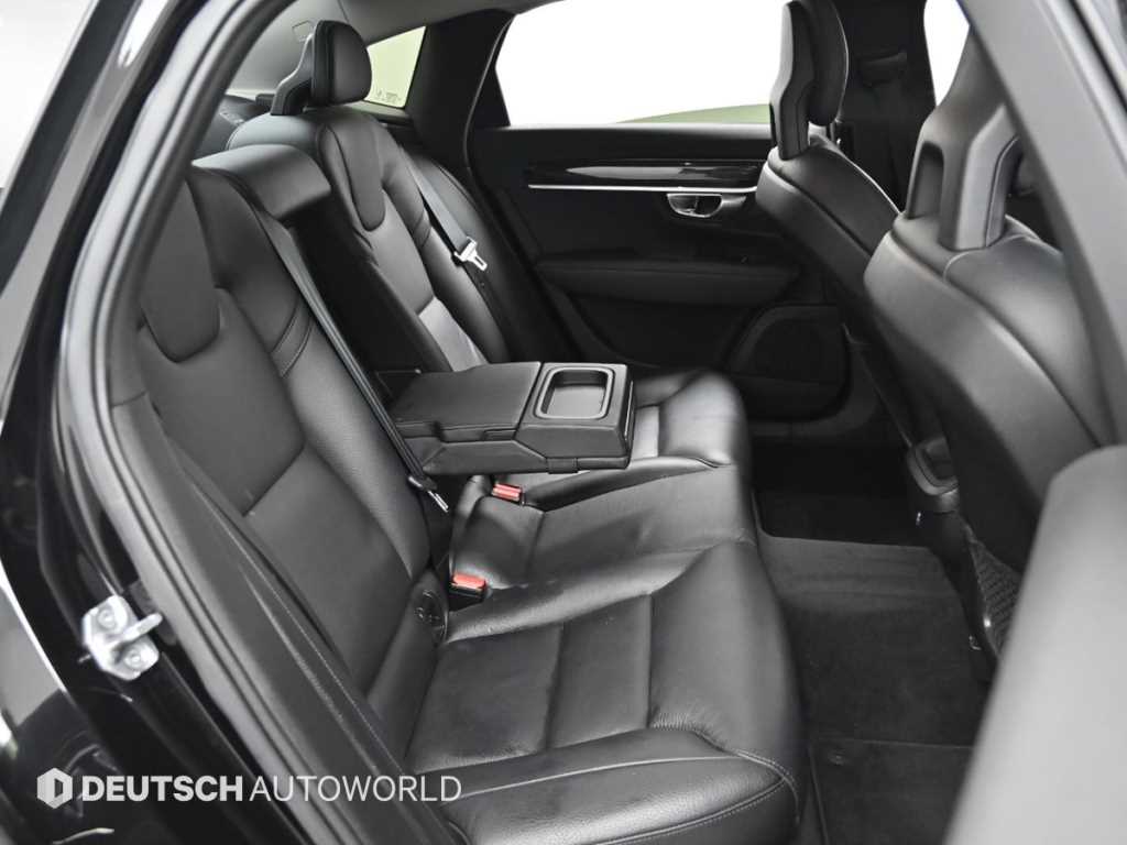 Volvo S90 — photo 12