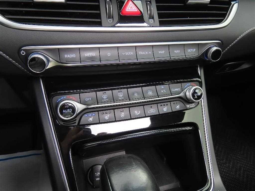 Hyundai Grandeur — photo 07