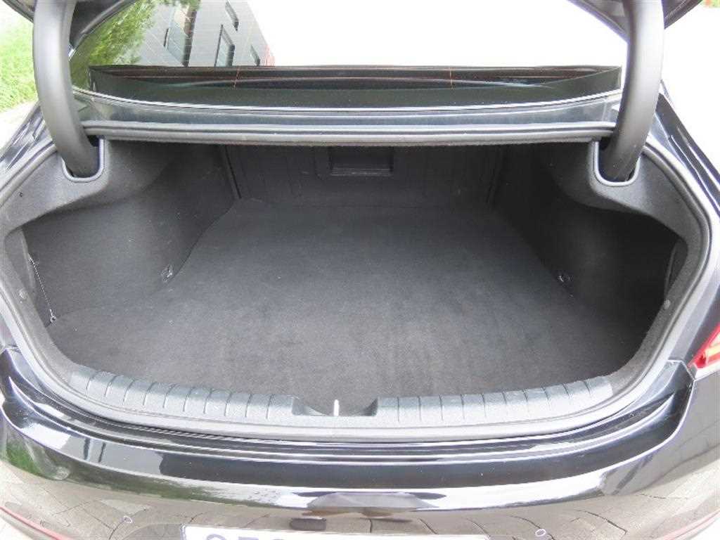 Hyundai Grandeur — photo 18