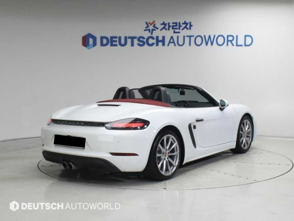 Porsche 718 — photo 02