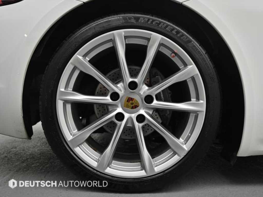 Porsche 718 — photo 06