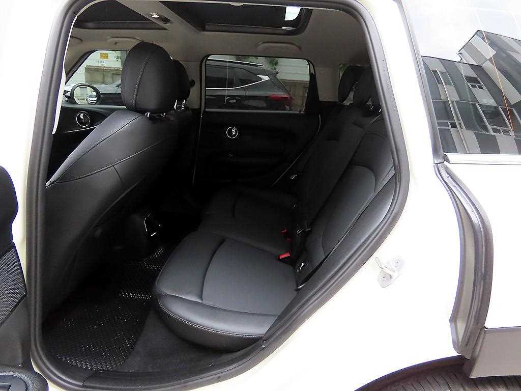 Mini Clubman — photo 06