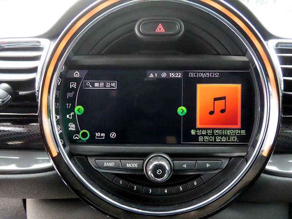 Mini Clubman — photo 13