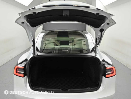 Tesla Model 3 — photo 19